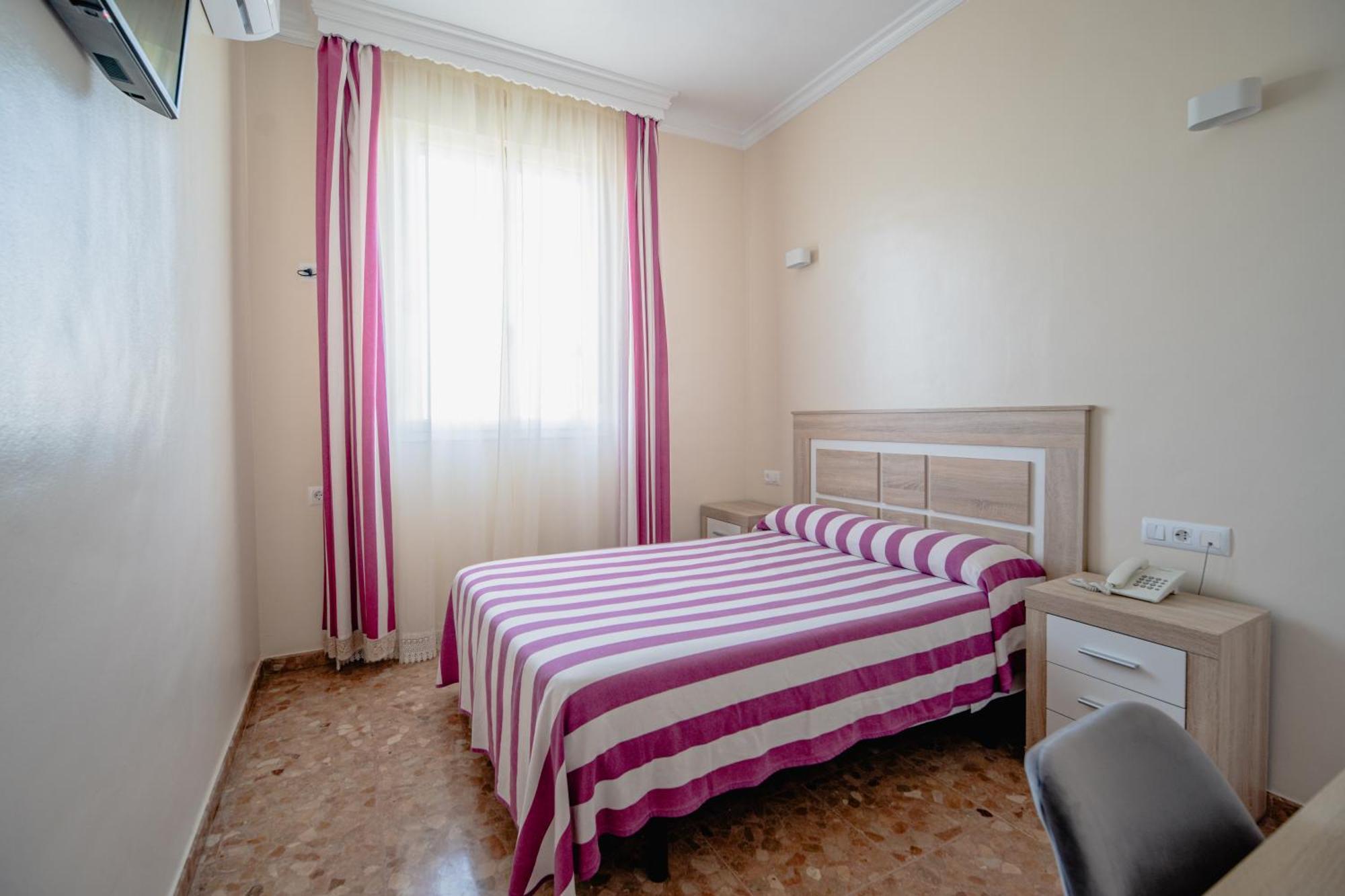 Hotel Chamizo El Arahal エクステリア 写真