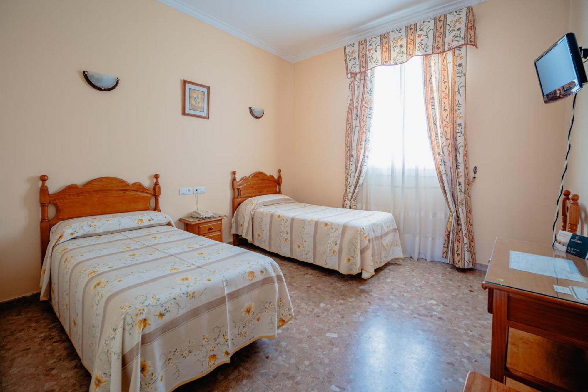 Hotel Chamizo El Arahal エクステリア 写真